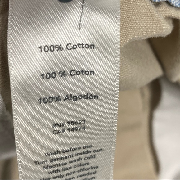 Lot of boys clothes GAP, Gymboree, Carter’s SHARK Shirts, Lilly + Sid Sweatshirt - Picture 15 of 16